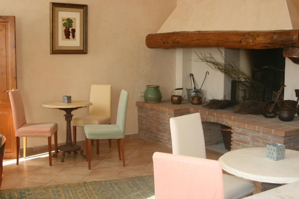 Fattoria Nuova Pievanella Monte Antico Ngoại thất bức ảnh